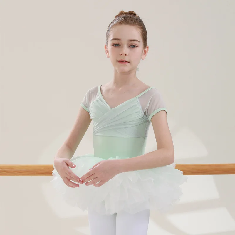 THEEPER Ballet Leotard, Short Sleeve Back Hollow Spliced Gauze, Optional Tutu Skirt, Dance Wear Gymnastics Bodysuit Costume
THEEPER Ballet Leotard, Short Sleeve Back Hollow Spliced Gauze, Optional Tutu Skirt, Dance Wear Gymnastics Bodysuit Costume
