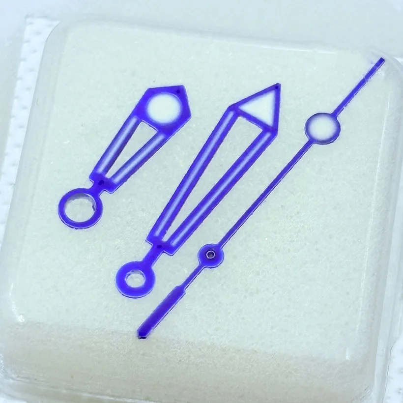 Watch accessories substitute Ha.ima 007 watch needle hour minute second set 2824 movement three needle with luminous hands
Watch accessories substitute Ha.ima 007 watch needle hour minute second set 2824 movement three needle with luminous hands
