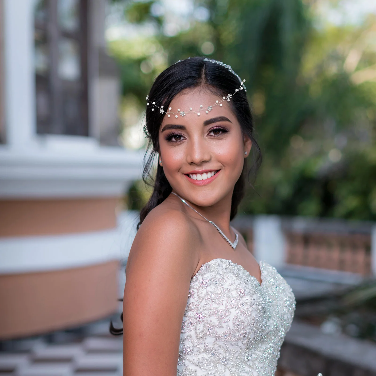 Rhinestone Plum Blossom Pearl Crystal Headband Wedding Bridal Hairband Headdress Hoop Photo Prop Beach Party Holiday Anniversary
Rhinestone Plum Blossom Pearl Crystal Headband Wedding Bridal Hairband Headdress Hoop Photo Prop Beach Party Holiday Anniversary