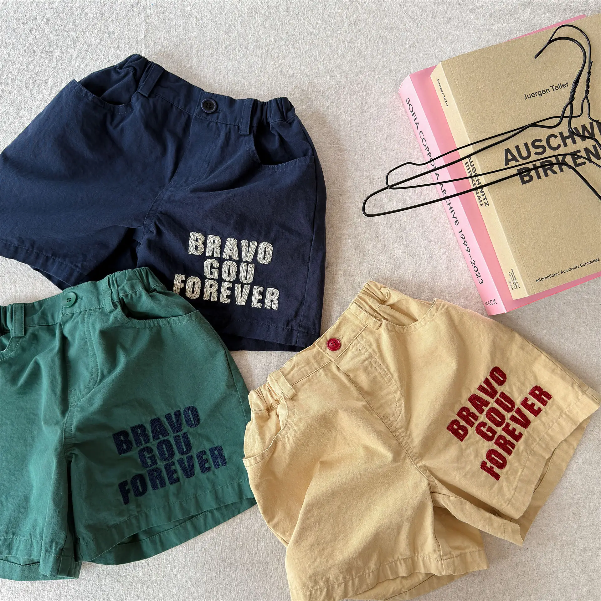 2026 Summer New Children Casual Shorts Cotton Girls Letter Print Shorts Toddler Boys Thin Loose Cargo Shorts Kids Clothes
2026 Summer New Children Casual Shorts Cotton Girls Letter Print Shorts Toddler Boys Thin Loose Cargo Shorts Kids Clothes
