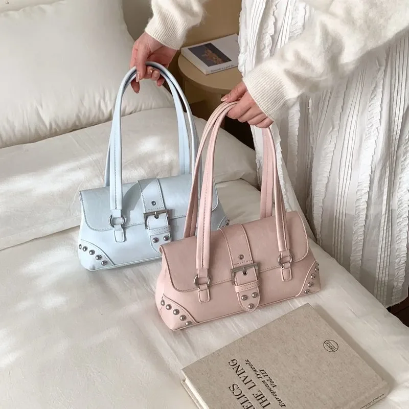 Niche Japanese and Korean Rivet Y2k Hot Girl Motorcycle Bag New Ladies Daily Commuting Versatile Shoulder Bag
Niche Japanese and Korean Rivet Y2k Hot Girl Motorcycle Bag New Ladies Daily Commuting Versatile Shoulder Bag