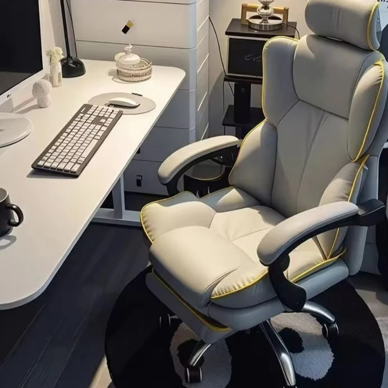 Leather gaming chair, modern and stylish office chair, ergonomic, comfortable and adjustable
Leather gaming chair, modern and stylish office chair, ergonomic, comfortable and adjustable
