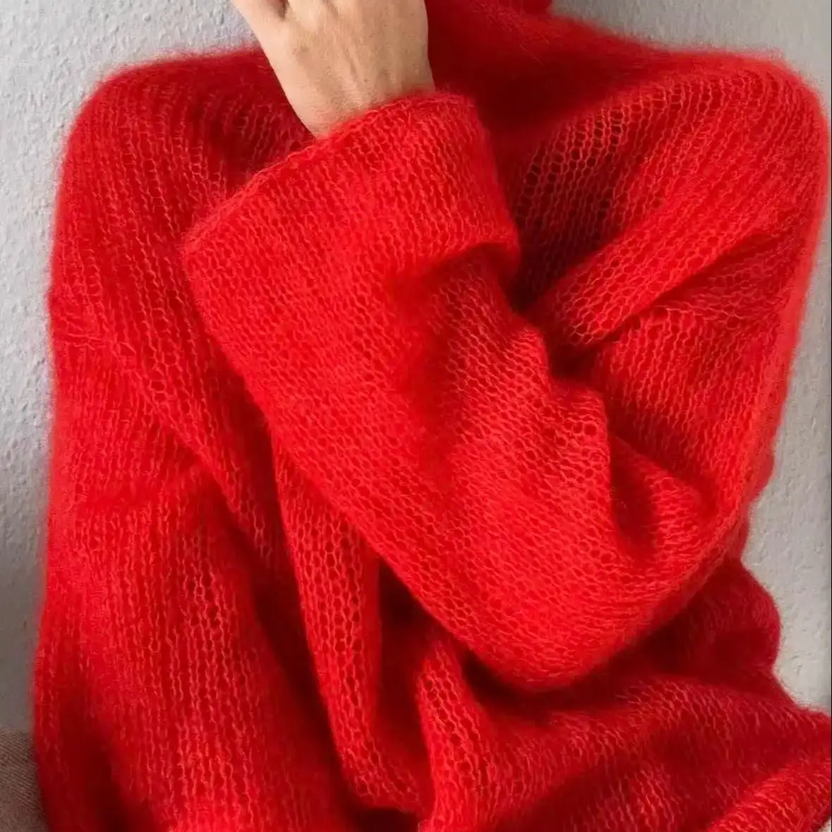 Solid color soft and comfortable high neck wool mohair handmade sweater, new fashionable and transparent, suitable for autumn
Solid color soft and comfortable high neck wool mohair handmade sweater, new fashionable and transparent, suitable for autumn