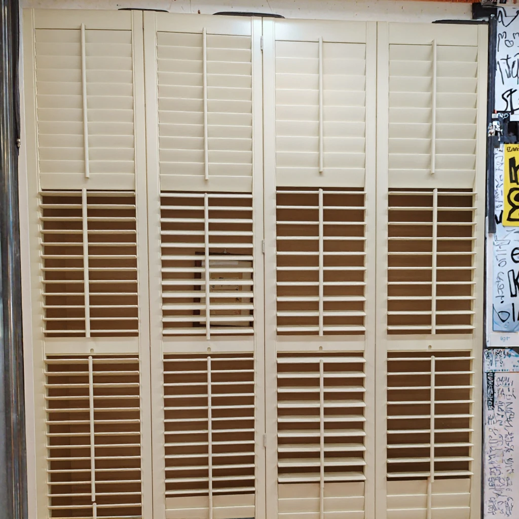 Quality Double Horizontal Plantation Shutters Blinds PVC for Windows
Quality Double Horizontal Plantation Shutters Blinds PVC for Windows