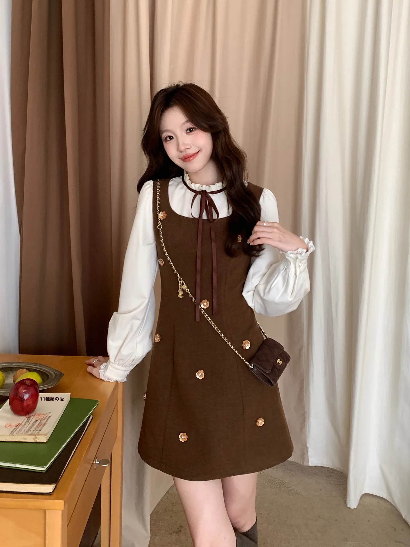 Korean Style High Waist A-Line Dress Elegant Floral Beaded Caramel Snowflake Long Sleeve Thick Polyester City Commute Dress
Korean Style High Waist A-Line Dress Elegant Floral Beaded Caramel Snowflake Long Sleeve Thick Polyester City Commute Dress