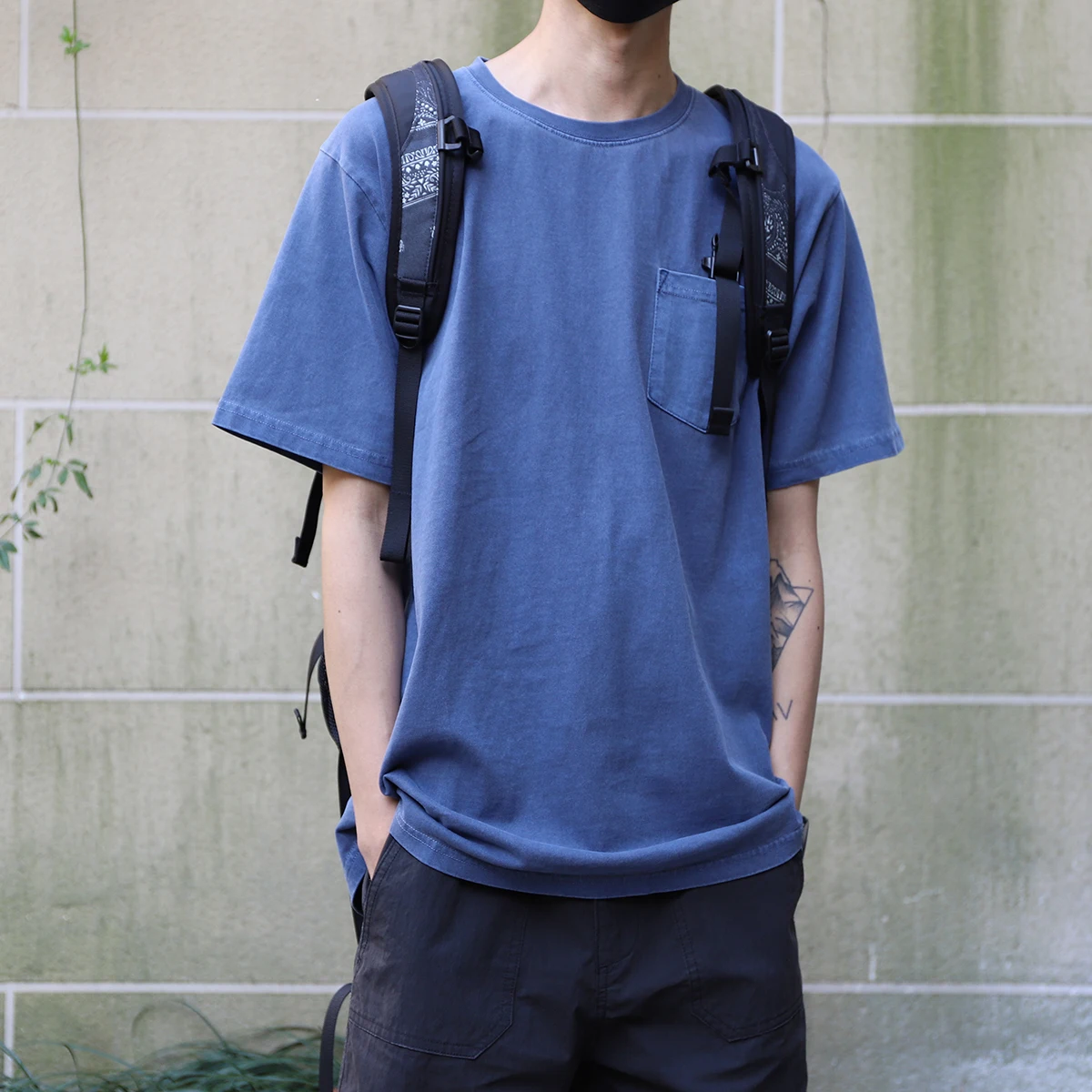 Футболка мужская летняя LH Store, с эффектом восковой окраски, плотная, свободного кроя, с круглым вырезом, для пар, с коротким рукавом
Футболка мужская летняя LH Store, с эффектом восковой окраски, плотная, свободного кроя, с круглым вырезом, для пар, с коротким рукавом