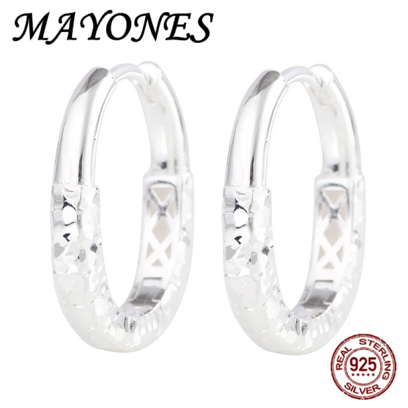 S925 Silver Fashion Crushed Ice Hoop Earrings Original Design Personalized and Small Female Earrings 20MM
S925 Silver Fashion Crushed Ice Hoop Earrings Original Design Personalized and Small Female Earrings 20MM