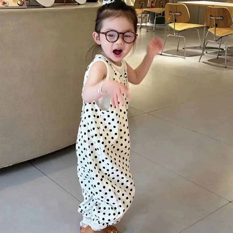 Summer Style Girl Baby Overall Set Polka Dot Casual Pure Cotton Jumpsuit T-Shirt 2-Piece Children's Clothing Set
Summer Style Girl Baby Overall Set Polka Dot Casual Pure Cotton Jumpsuit T-Shirt 2-Piece Children's Clothing Set