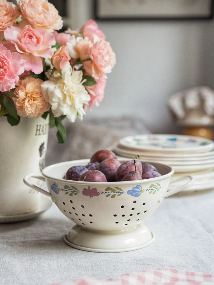 Retro Beautiful Home Drain Basket Fruit Sna Plate Large Small Fruit Basket Household INS Sle Iron Handmade Universal Use
Retro Beautiful Home Drain Basket Fruit Sna Plate Large Small Fruit Basket Household INS Sle Iron Handmade Universal Use