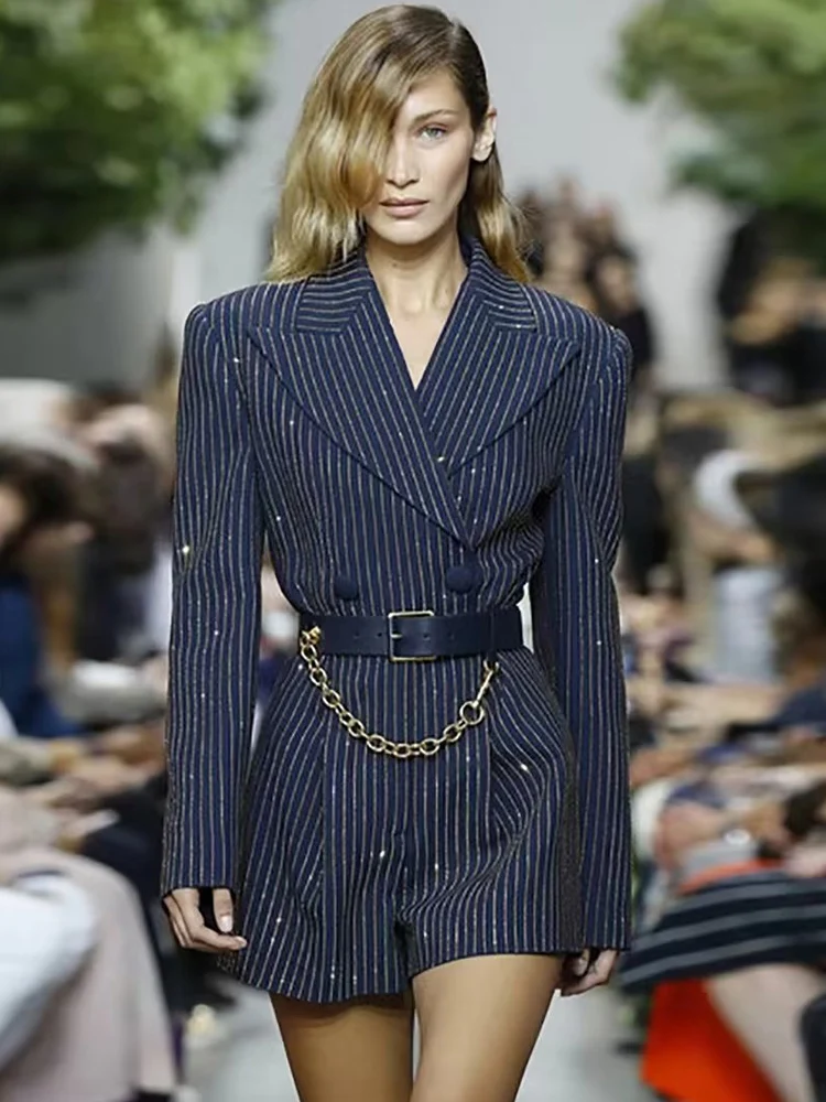 Jumpsuits Summer New Women'S Designer High Quality Striped Belt Celebrity Party Girls Sexy Casual Elegant Fashion Short Rompers
Jumpsuits Summer New Women'S Designer High Quality Striped Belt Celebrity Party Girls Sexy Casual Elegant Fashion Short Rompers
