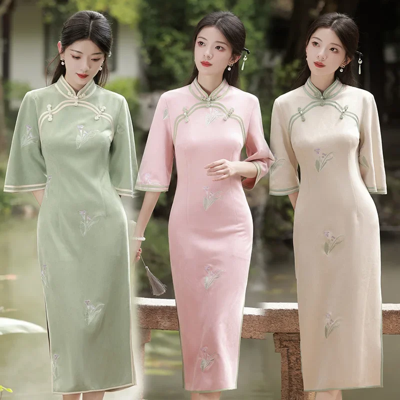 Embroidered Chinese Style Long Modified Cheongsam 2024 Young Women Retro Long Sleeved Autumn/winter Dress Qipao
Embroidered Chinese Style Long Modified Cheongsam 2024 Young Women Retro Long Sleeved Autumn/winter Dress Qipao