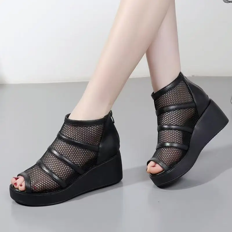 Women Mesh Wedges Peep Toe Ankle Boots Summer New Thick Sole Non Slip High Top Breathable Big Size High Heel Cool Boots
Women Mesh Wedges Peep Toe Ankle Boots Summer New Thick Sole Non Slip High Top Breathable Big Size High Heel Cool Boots