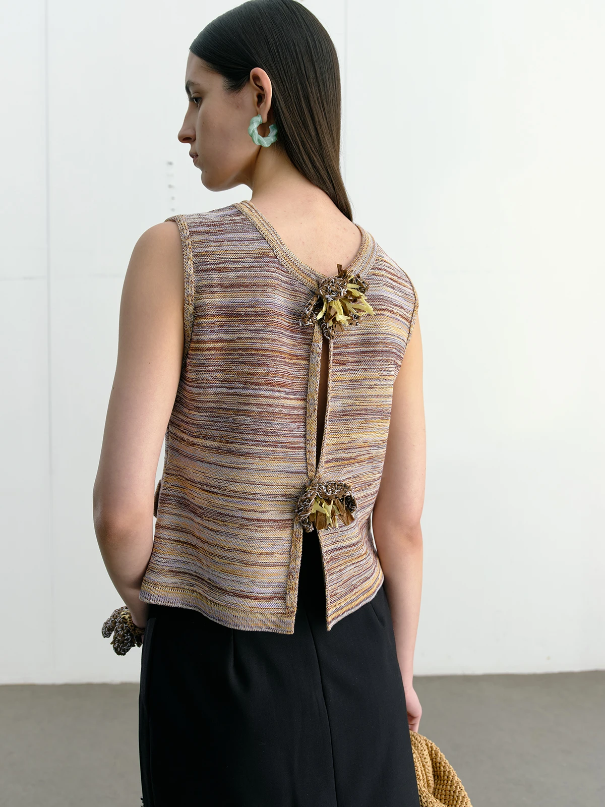 Handcrafted Flower Decorative Original Design Summer Vest CHANGSHI Cotton 100% Short Style Women's Fashion Vest
Handcrafted Flower Decorative Original Design Summer Vest CHANGSHI Cotton 100% Short Style Women's Fashion Vest