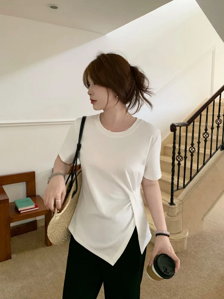 Loose Fit Casual Style Short Sleeve T-Shirt Women's plus Size Black Top for Plump Sister Comfortable Breathable Summer Shirt
Loose Fit Casual Style Short Sleeve T-Shirt Women's plus Size Black Top for Plump Sister Comfortable Breathable Summer Shirt