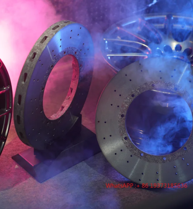 В наличии Короткие углеродно-керамические тормозные диски 380*32 мм, высокая производительность, прямая посадка, низкий уровень шума для BMW AUDI BENZ Toyota Nissan
В наличии Короткие углеродно-керамические тормозные диски 380*32 мм, высокая производительность, прямая посадка, низкий уровень шума для BMW AUDI BENZ Toyota Nissan