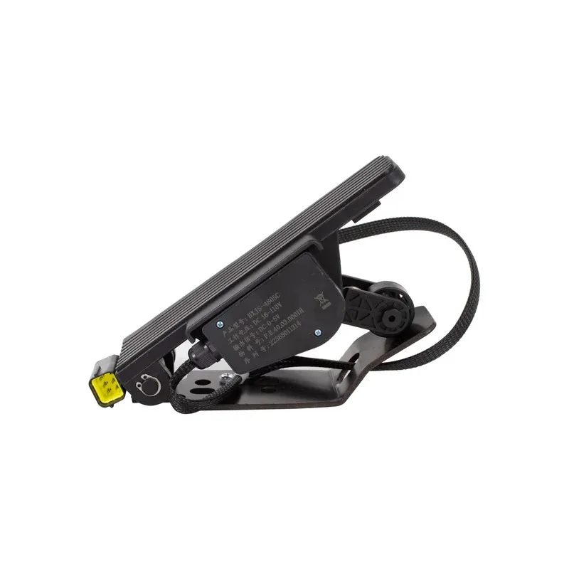 China Factory 16-100V Wide Input Range 0-5V Output Hall Type Electric Foot Pedal Accelerator
China Factory 16-100V Wide Input Range 0-5V Output Hall Type Electric Foot Pedal Accelerator