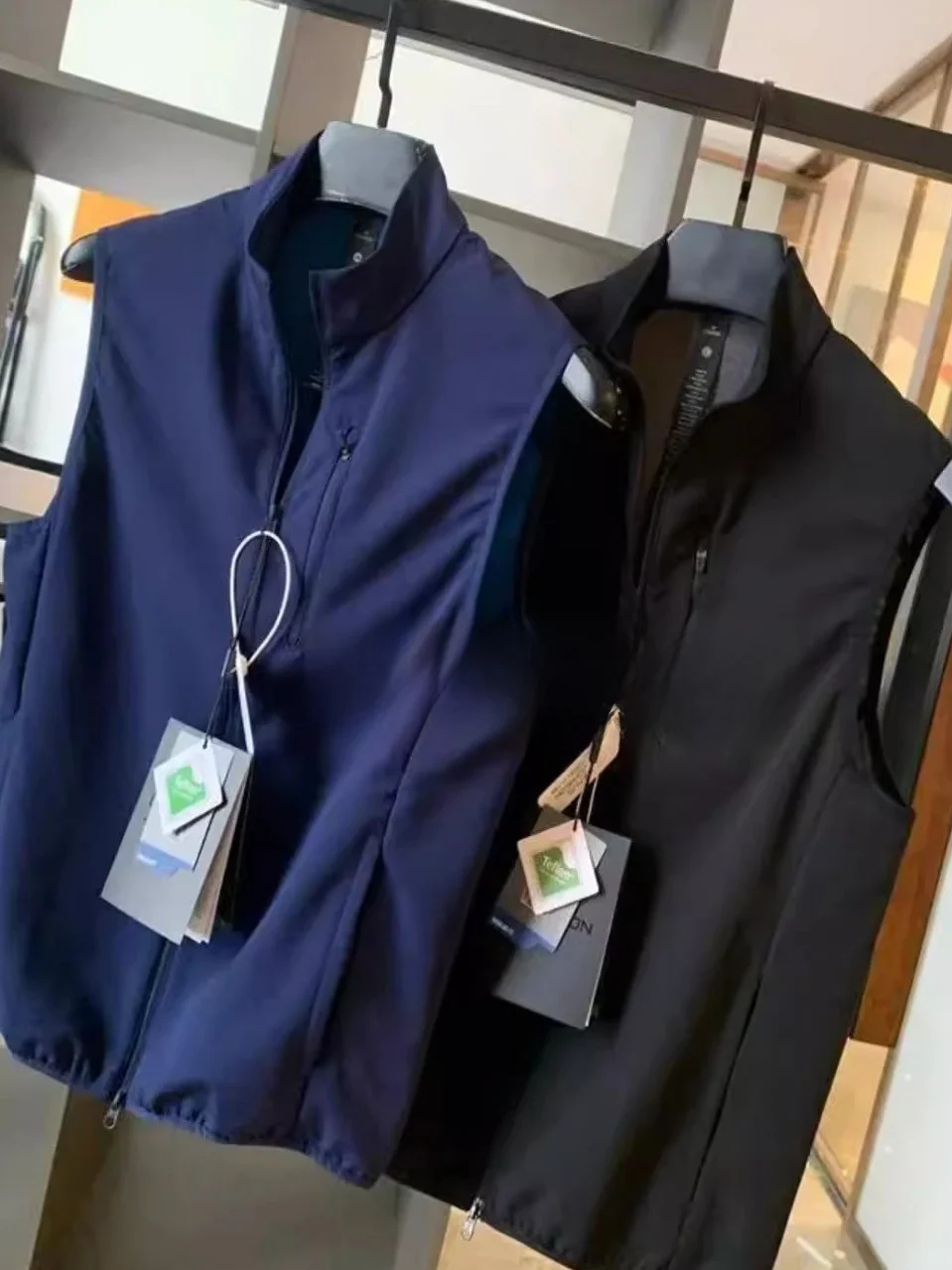 Модный повседневный жилет Leavo Johnson для пар, приталенный, с высоким воротником, универсальный, для молодежи, весна
Модный повседневный жилет Leavo Johnson для пар, приталенный, с высоким воротником, универсальный, для молодежи, весна