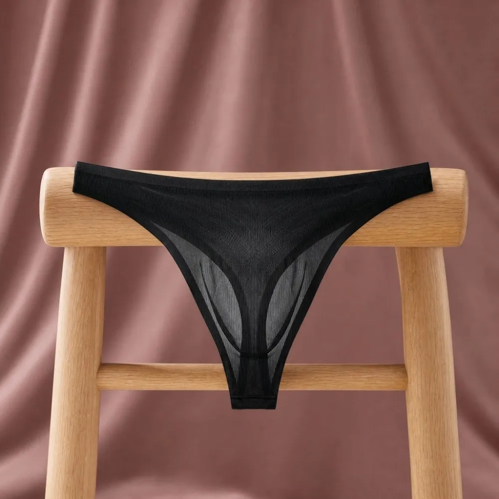 Comfortable Low Waist Men Ice Silk Thongs Thin Strap Solid Color Men's Panties Underpants Lingerie Male Briefs Male
Comfortable Low Waist Men Ice Silk Thongs Thin Strap Solid Color Men's Panties Underpants Lingerie Male Briefs Male