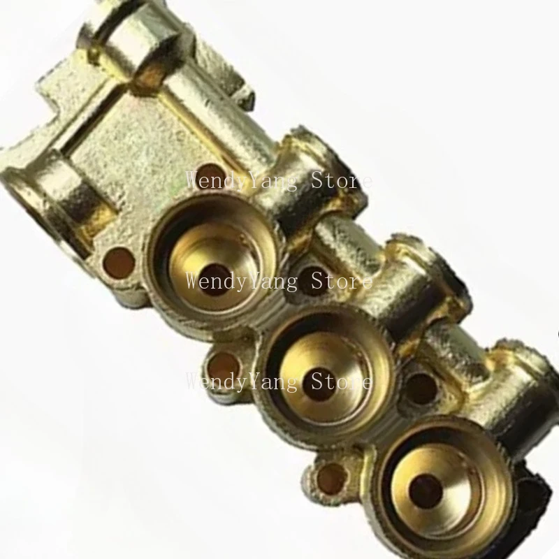 Suitable for High Pressure Cleaning Machine Accessories QL280QL380 Car Wash Pump Copper Pump Aluminum Pump Head
Suitable for High Pressure Cleaning Machine Accessories QL280QL380 Car Wash Pump Copper Pump Aluminum Pump Head