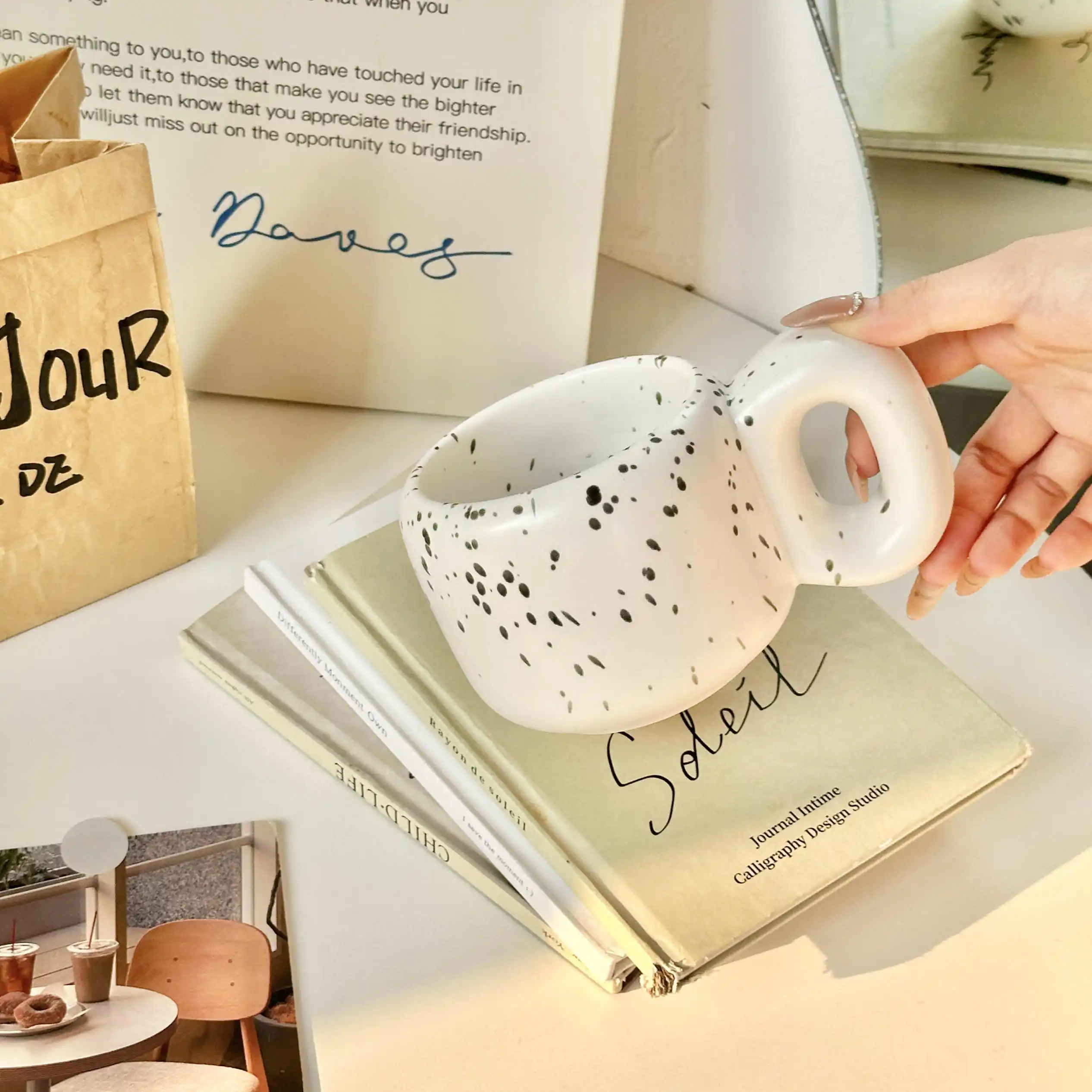 400ml Splash Ink Style Mug Underglaze Colour Retro Fat Handle Nordic Simple Couple Ceramic Mugs Female Dormitory Water Cup
400ml Splash Ink Style Mug Underglaze Colour Retro Fat Handle Nordic Simple Couple Ceramic Mugs Female Dormitory Water Cup