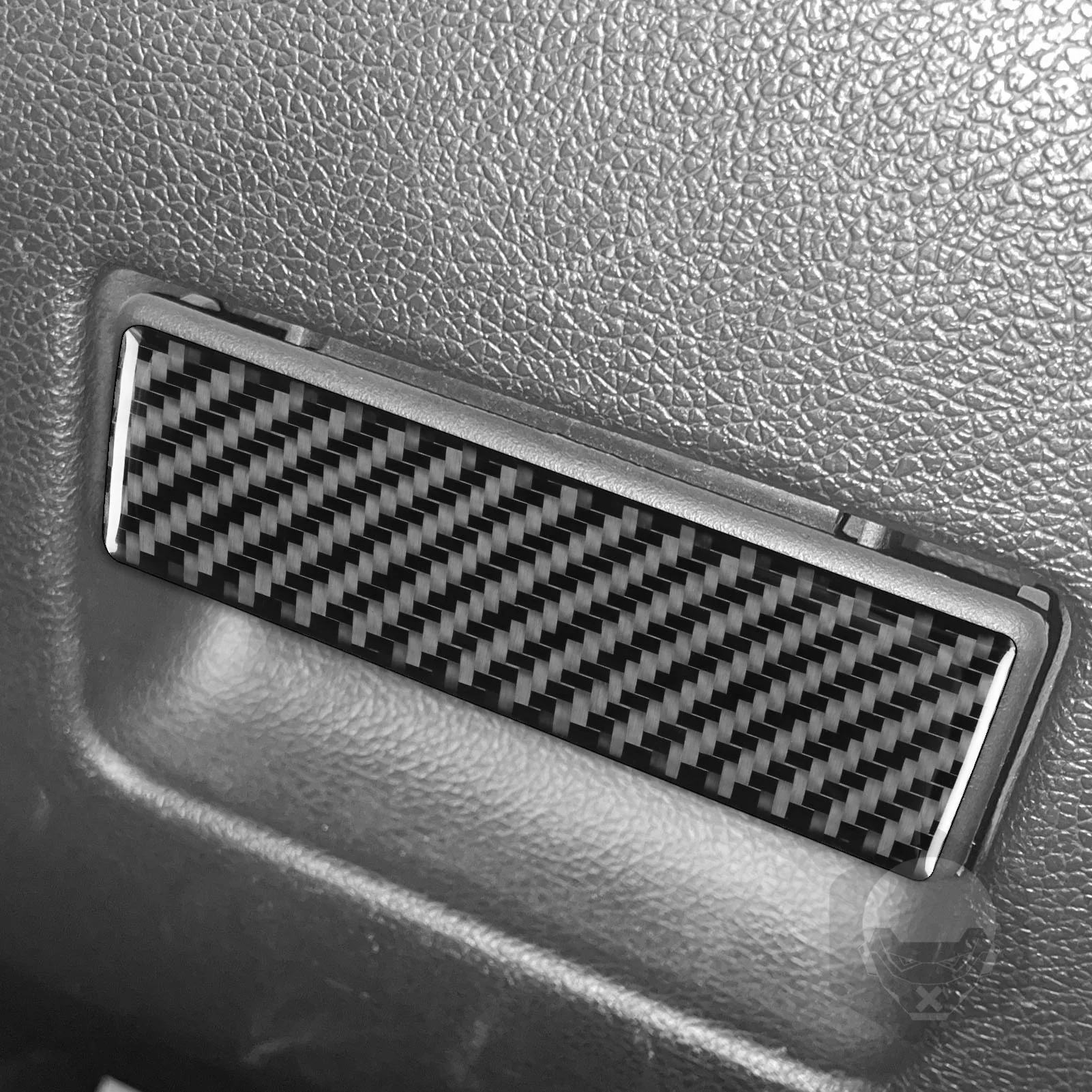 Для Ford Mustang 2009-2014 аксессуары из углеродного волокна, ручка перчаточного ящика, панель переключателя, накладка, наклейка для украшения салона автомобиля
Для Ford Mustang 2009-2014 аксессуары из углеродного волокна, ручка перчаточного ящика, панель переключателя, накладка, наклейка для украшения салона автомобиля