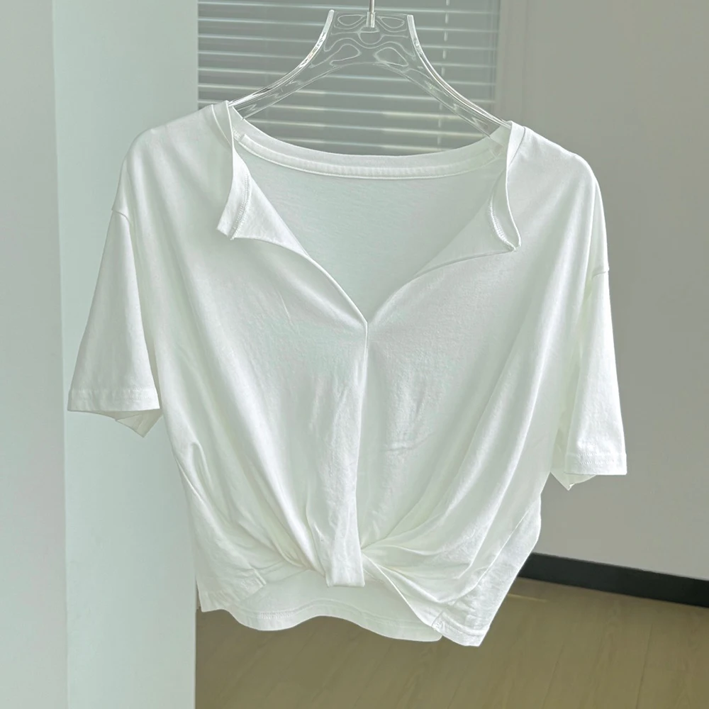 Women's Cotton Blend Twist Front Crop Top, Casual V Neck Short Sleeve T Shirt, Summer Fashion Loose Fit Tee for Ladies
Women's Cotton Blend Twist Front Crop Top, Casual V Neck Short Sleeve T Shirt, Summer Fashion Loose Fit Tee for Ladies