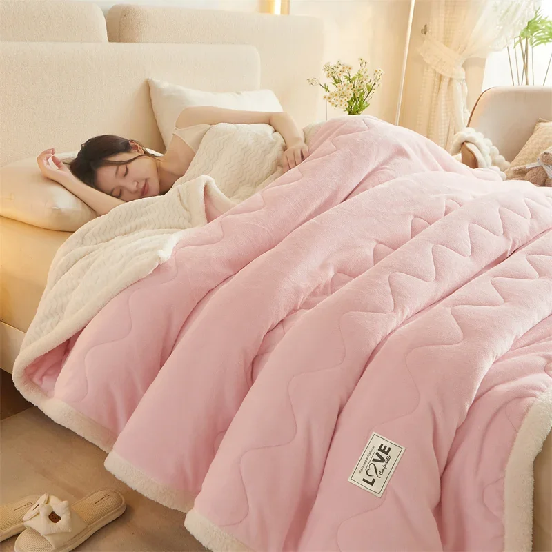 Four seasons dedicated blanket, winter summer autumn blanket, soft double-sided thick mink velvet + flannel microscopic blanket
Four seasons dedicated blanket, winter summer autumn blanket, soft double-sided thick mink velvet + flannel microscopic blanket