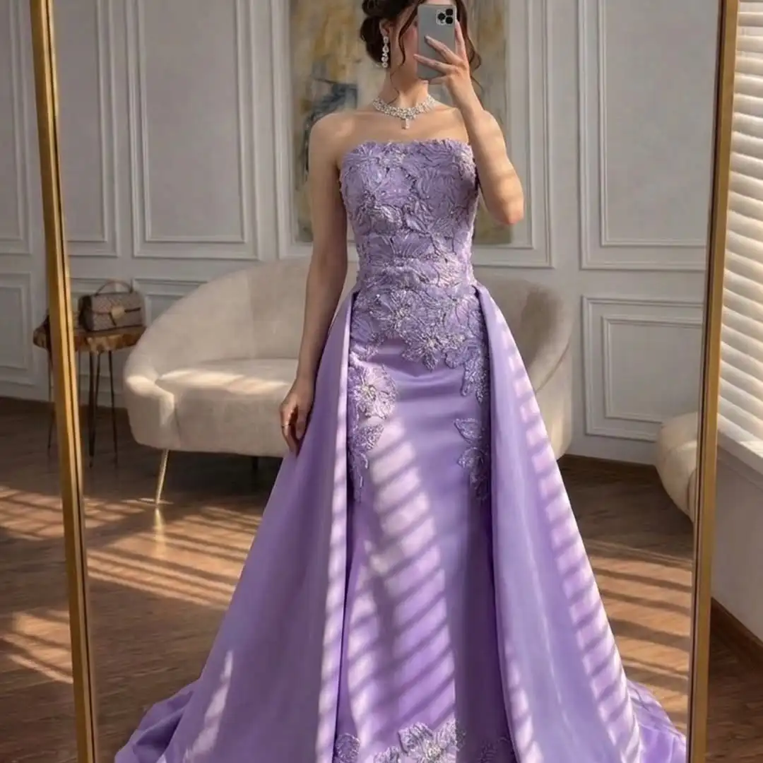Customized Purple 3D Flowers Strapless Evening Gown for Women Stylish Semi-Formal Homecoming Dress for Occasions
Customized Purple 3D Flowers Strapless Evening Gown for Women Stylish Semi-Formal Homecoming Dress for Occasions