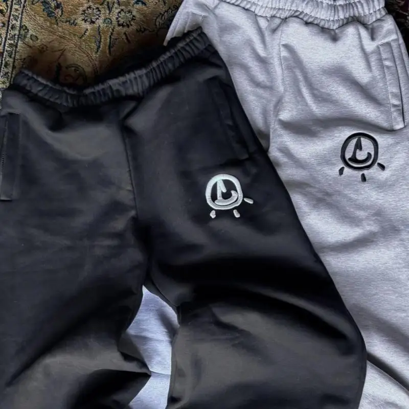 European and American autumn and winter new Harajuku street punk style hip-hop Y2K gothic style loose men's sports pants
European and American autumn and winter new Harajuku street punk style hip-hop Y2K gothic style loose men's sports pants