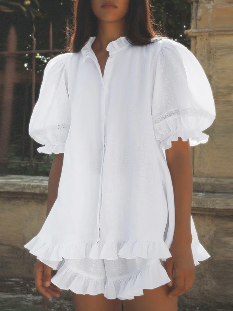 Summer Vintage White Puff Sleeve Blouse Women's Suit Elegant Ruffles High Waist Shorts with Stand Collar Shirts 2 Piece Set
Summer Vintage White Puff Sleeve Blouse Women's Suit Elegant Ruffles High Waist Shorts with Stand Collar Shirts 2 Piece Set