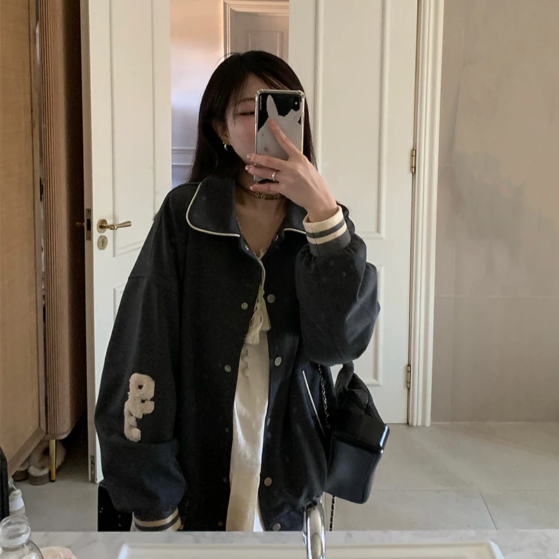 Korean Sle Baseball Jaet ort Coat Spring 2026 New Women's Faion Outerwear Comfortable Polyester Blend Long Sve
Korean Sle Baseball Jaet ort Coat Spring 2026 New Women's Faion Outerwear Comfortable Polyester Blend Long Sve