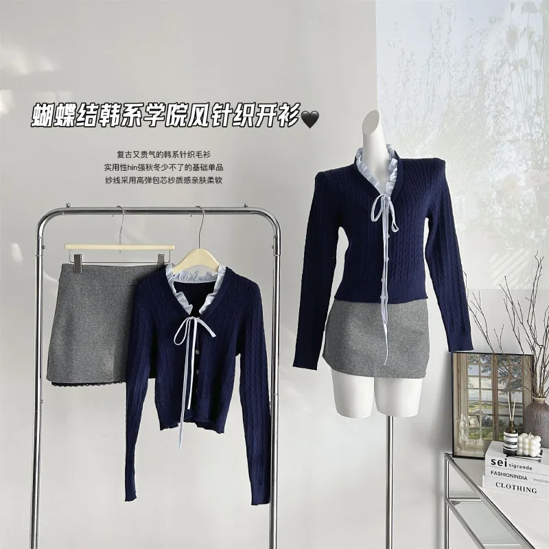 Slim Vintage Women's Sweater Y2K Style Flounce Lace-up Design Sense Streetwear Cardigan Knitted Design Women New Top
Slim Vintage Women's Sweater Y2K Style Flounce Lace-up Design Sense Streetwear Cardigan Knitted Design Women New Top