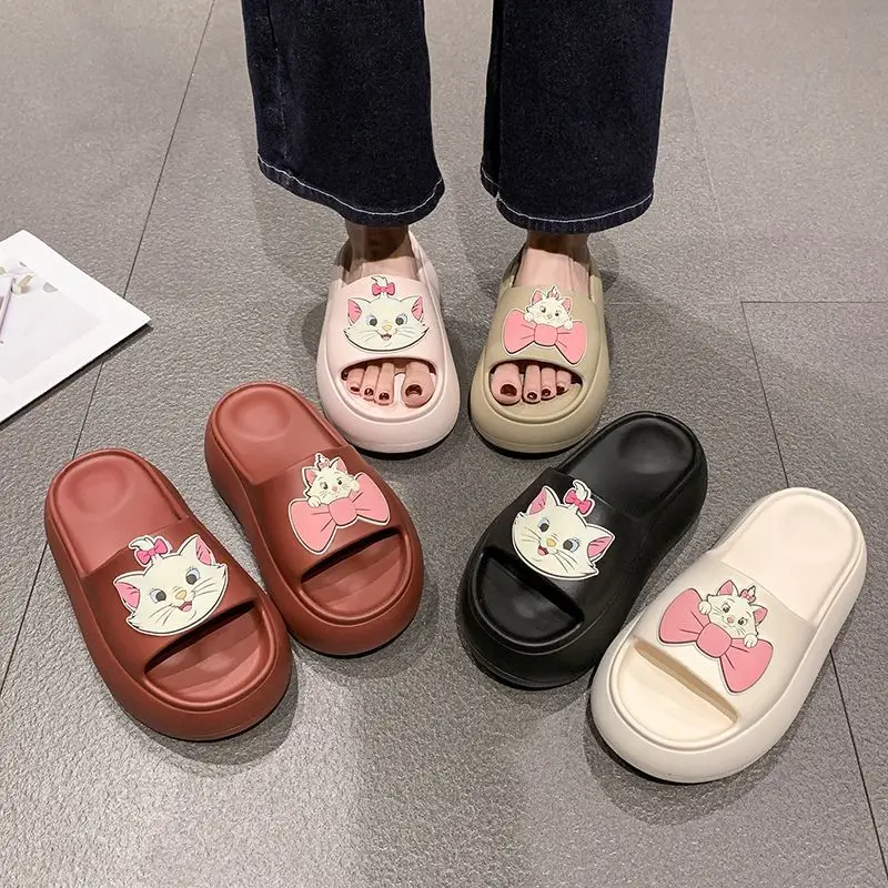 Summer Cartoon Women's Slippers Lightweight Non slip Bathroom Shoes 6.5CM Comfortable Soft Bottom Outdoor Slippers
Summer Cartoon Women's Slippers Lightweight Non slip Bathroom Shoes 6.5CM Comfortable Soft Bottom Outdoor Slippers