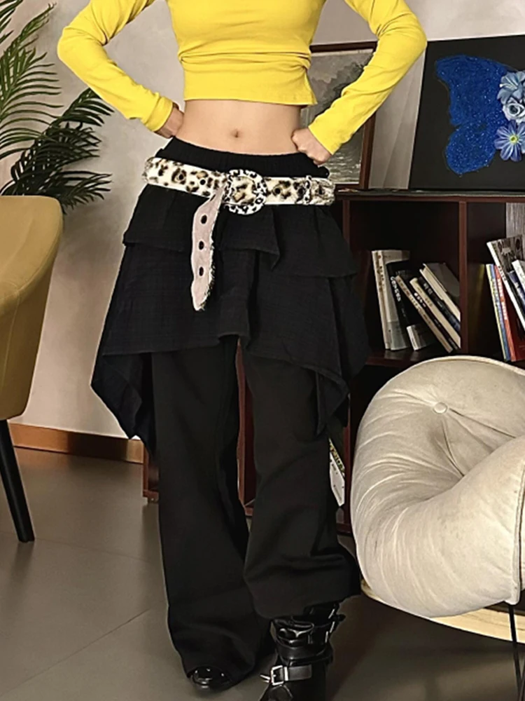 Irregular fart curtain black skirt pants women autumn and winter high-end feeling fake two-piece fashion wide leg pants
Irregular fart curtain black skirt pants women autumn and winter high-end feeling fake two-piece fashion wide leg pants