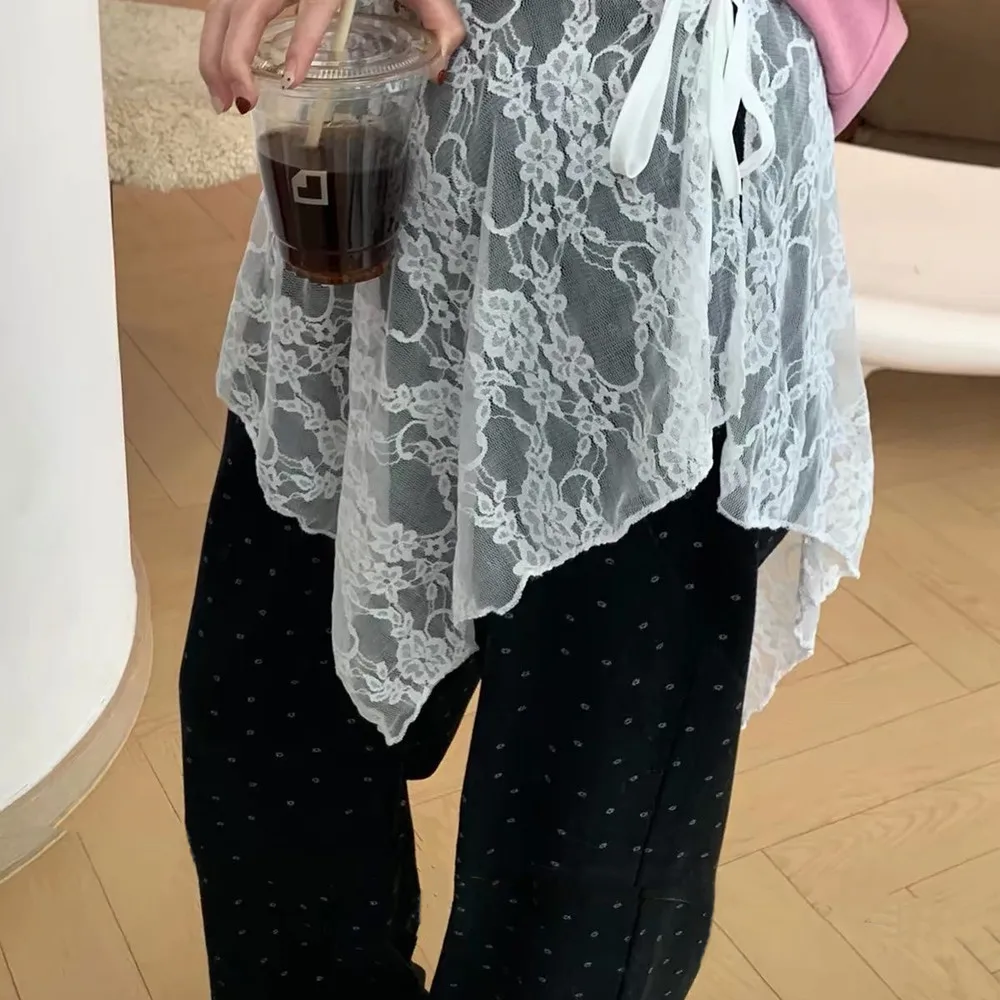 Fashion Lace Up Short Skirt Irregular Layered Design Lightweight Wrap Skirts Apron Skirt INS Women Bandage Hip Covering Skirts
Fashion Lace Up Short Skirt Irregular Layered Design Lightweight Wrap Skirts Apron Skirt INS Women Bandage Hip Covering Skirts