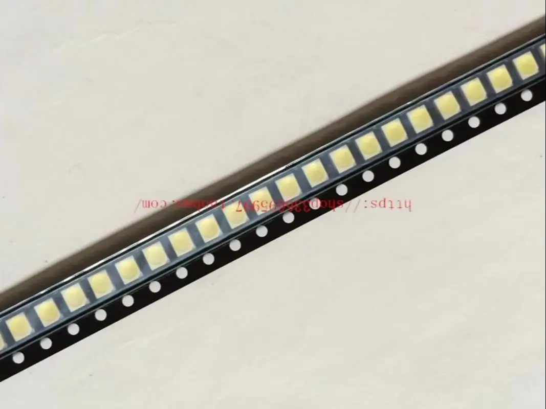 50pcs/ LWE6SG Patch 3528 Quad Yin 8000K Cold White Automotive LED Lamp Bead PLCC4
50pcs/ LWE6SG Patch 3528 Quad Yin 8000K Cold White Automotive LED Lamp Bead PLCC4