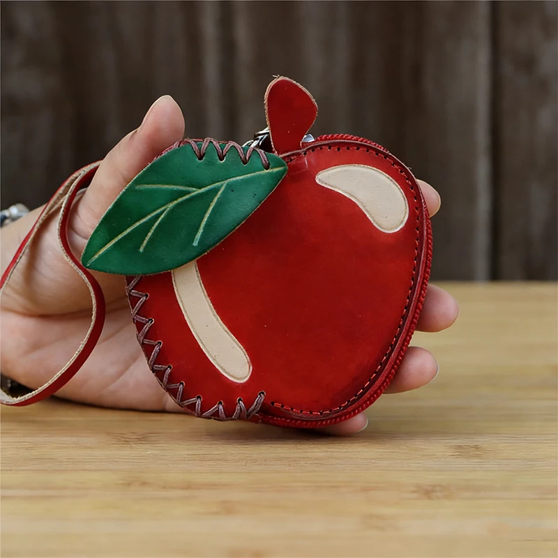 Красная кожаная сумка-кошелек в форме яблока из первого слоя воловьей кожи растительного дубления, мягкая кожаная сумка для ключей и мелочей
Красная кожаная сумка-кошелек в форме яблока из первого слоя воловьей кожи растительного дубления, мягкая кожаная сумка для ключей и мелочей