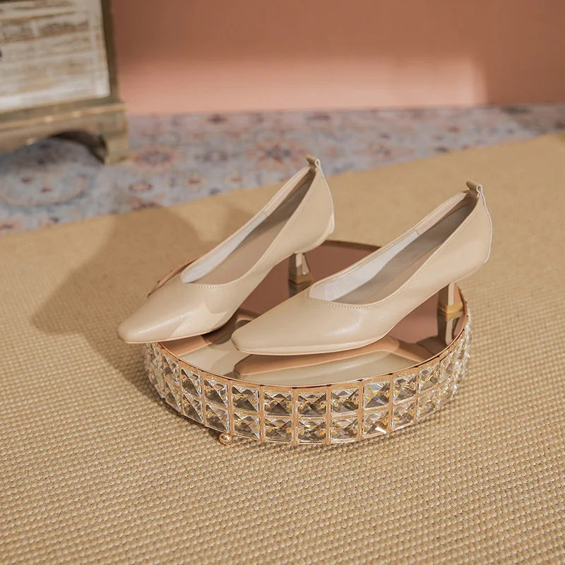 Сексуальные туфли для трансвеститов на тонком каблуке размера плюс: 39, Zapatos Mujer, однотонные офисные туфли для карьеры с острым носком, женские туфли-лодочки для стриптиза из искусственной кожи 4,5 см
Сексуальные туфли для трансвеститов на тонком каблуке размера плюс: 39, Zapatos Mujer, однотонные офисные туфли для карьеры с острым носком, женские туфли-лодочки для стриптиза из искусственной кожи 4,5 см