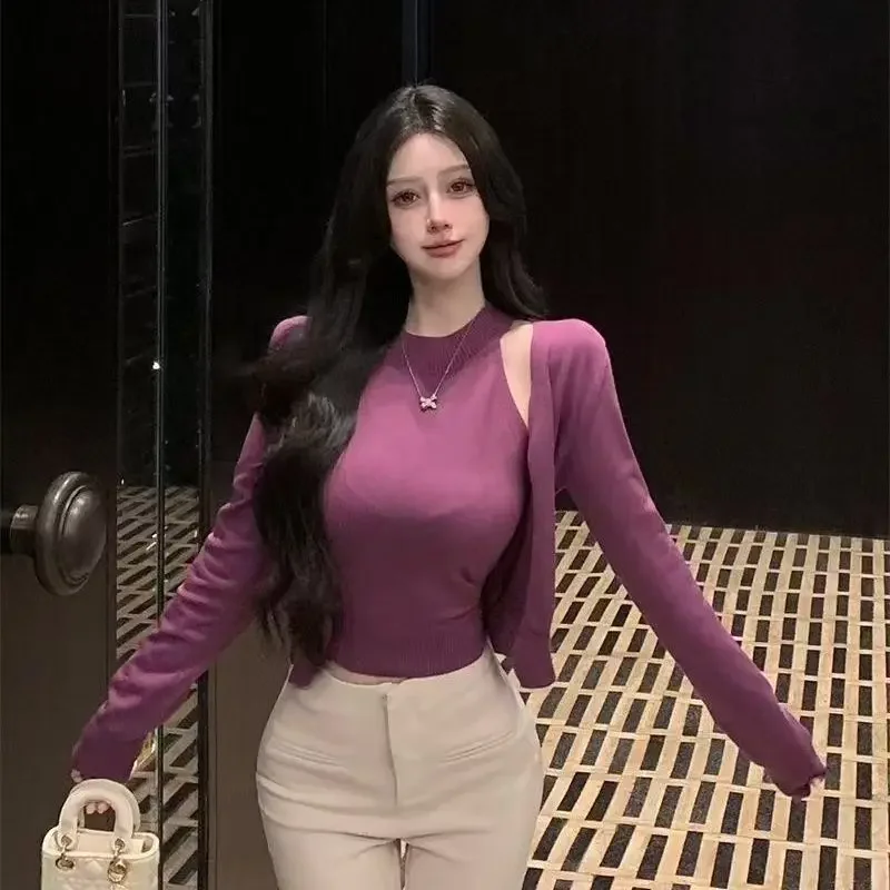 Spring and Autumn New Cashmere Knitted Cardigan Two piece Set Solid Color Fashion High end Comfortable Loose Knitted Clothes
Spring and Autumn New Cashmere Knitted Cardigan Two piece Set Solid Color Fashion High end Comfortable Loose Knitted Clothes