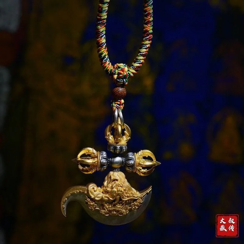 Совместированная серебряная потертая тригги Tiantian Chain Thangka Nine Palace ожерелье аксессуары для рукоделия King Kong холодный железный держатель Na
Совместированная серебряная потертая тригги Tiantian Chain Thangka Nine Palace ожерелье аксессуары для рукоделия King Kong холодный железный держатель Na