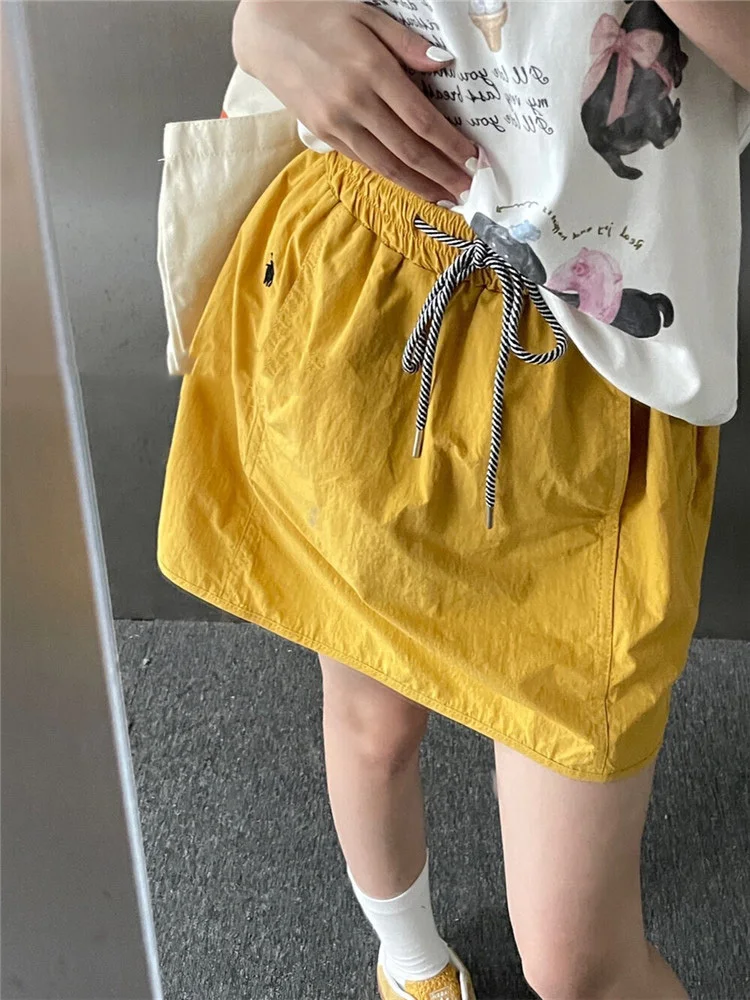 Drawstring Design High Waist Mini Skirts For Women A-line Streetwear Nylon Skirt Fashion 2024 Summer New
Drawstring Design High Waist Mini Skirts For Women A-line Streetwear Nylon Skirt Fashion 2024 Summer New