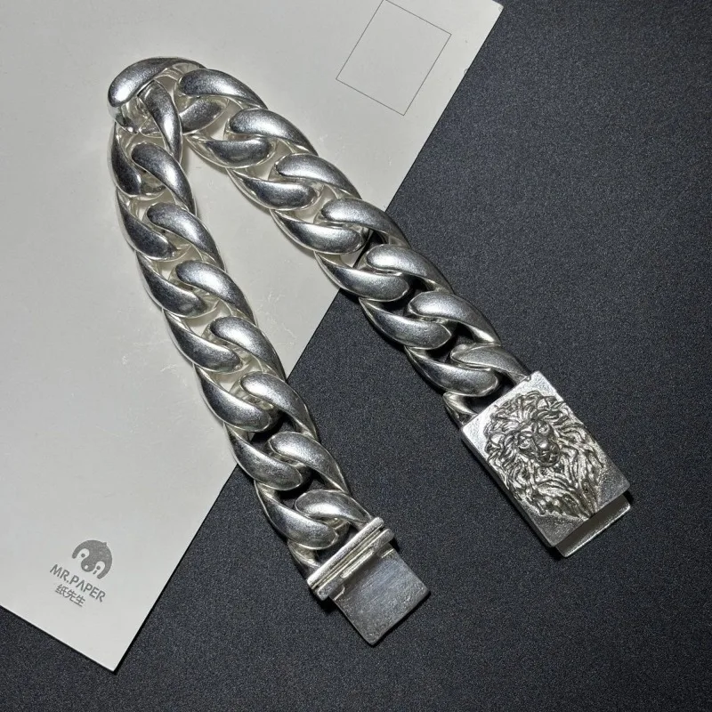 2026 Trendy Tibetan Silver Lion Head Bracelet, Domineering Lucky Charm Unisex Fashion Jewelry Gift
2026 Trendy Tibetan Silver Lion Head Bracelet, Domineering Lucky Charm Unisex Fashion Jewelry Gift