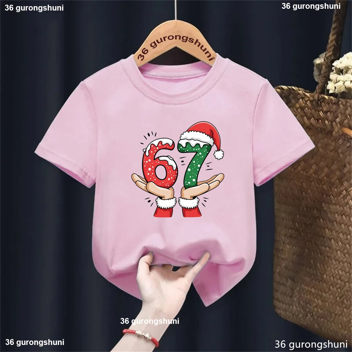New Kids Christmas T-Shirt "Santa Says Six Seven" Printed Tshirt Fashion Boys/Girls Xmas Themed Party New Year Tshirt Gift Tops
New Kids Christmas T-Shirt "Santa Says Six Seven" Printed Tshirt Fashion Boys/Girls Xmas Themed Party New Year Tshirt Gift Tops
