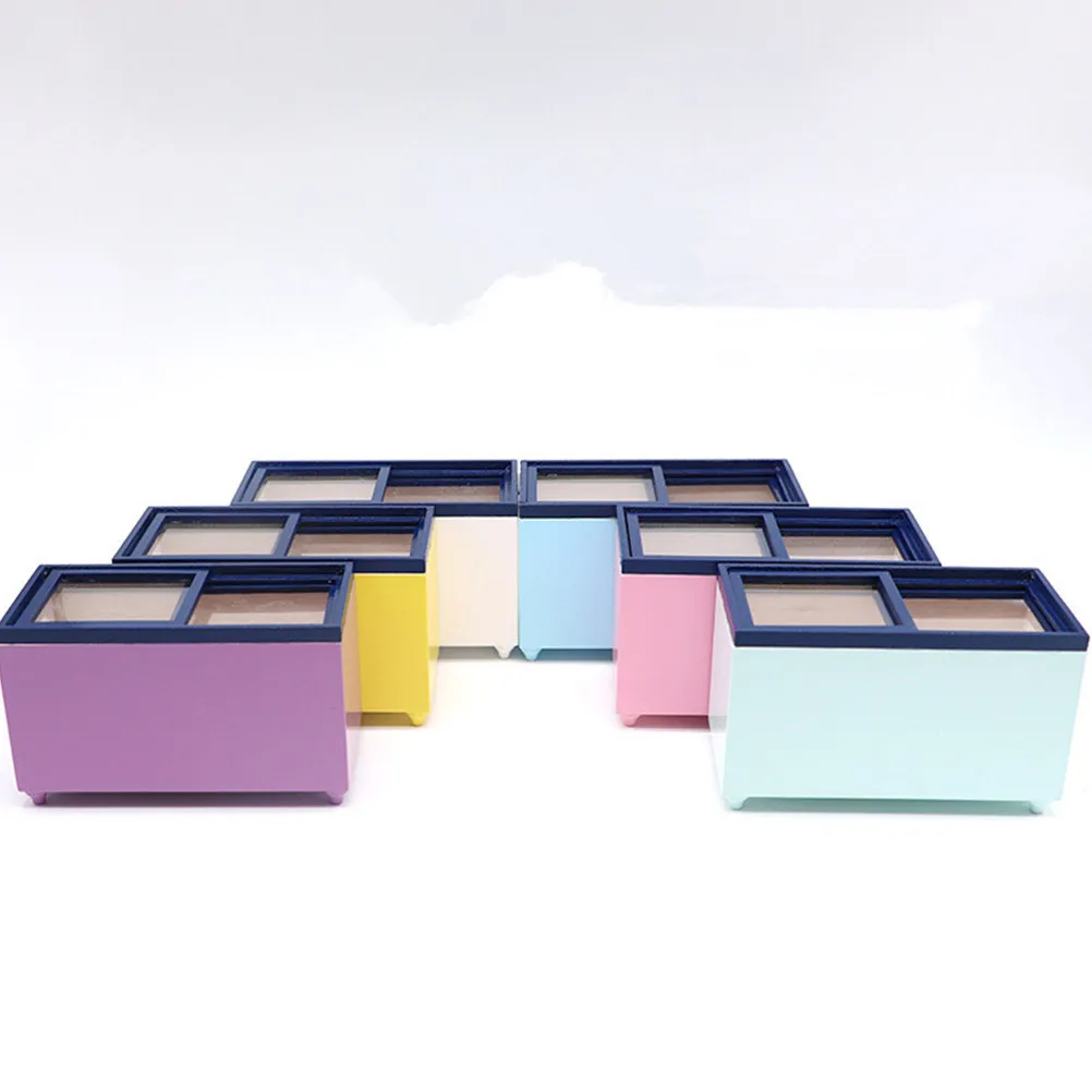 Mini Freezer for Dollhouse Decor Realistic Play Kitchen Appliance with Rounded Edges Safe Miniature Furniture for Kids
Mini Freezer for Dollhouse Decor Realistic Play Kitchen Appliance with Rounded Edges Safe Miniature Furniture for Kids