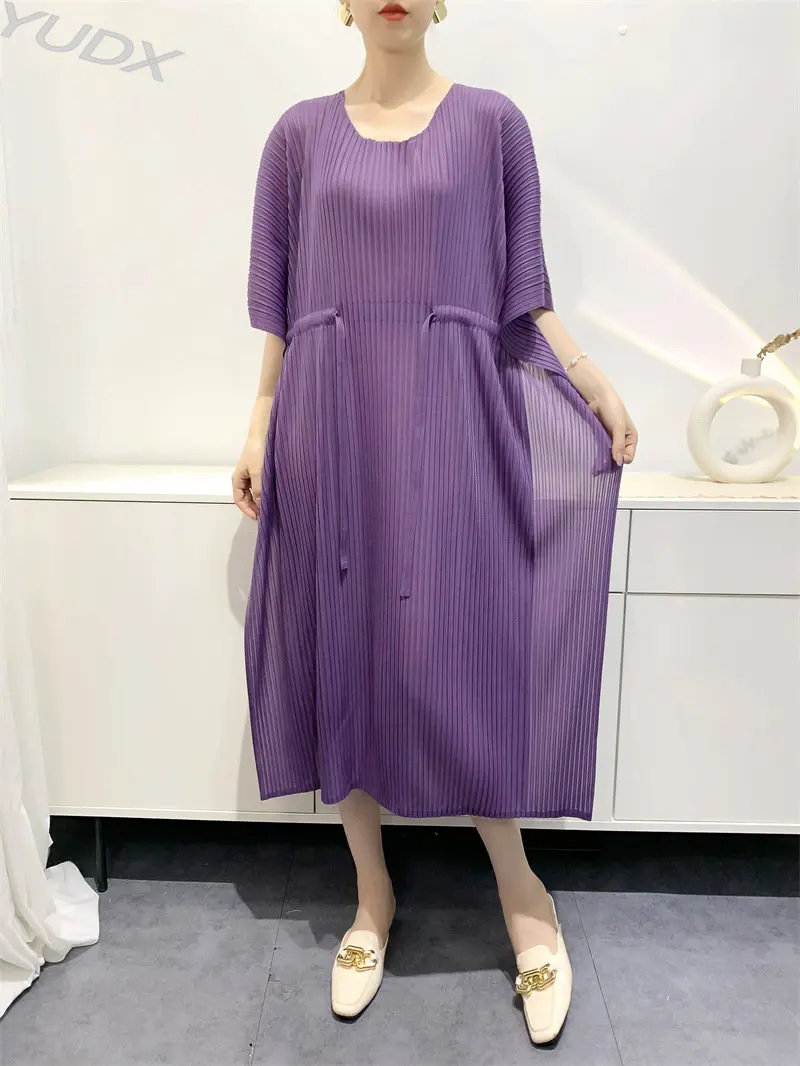 YUDX Belt Pleated Dress 2023 Summer New Loose Plus Size Pleated Skirt Mid-length Section Slim Fashion Women Sexy Dress
YUDX Belt Pleated Dress 2023 Summer New Loose Plus Size Pleated Skirt Mid-length Section Slim Fashion Women Sexy Dress