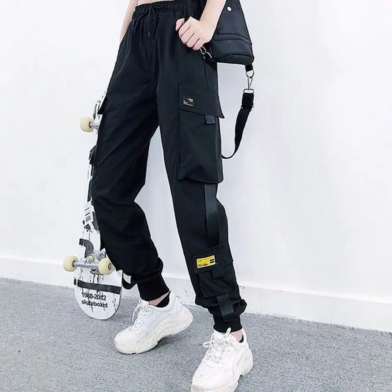 Women Fashion Streetwear Cargo Pants Black Ankle Length Elastic Waist Joggers Female Loose Trousers Casual Plus Size Harem Pants
Women Fashion Streetwear Cargo Pants Black Ankle Length Elastic Waist Joggers Female Loose Trousers Casual Plus Size Harem Pants