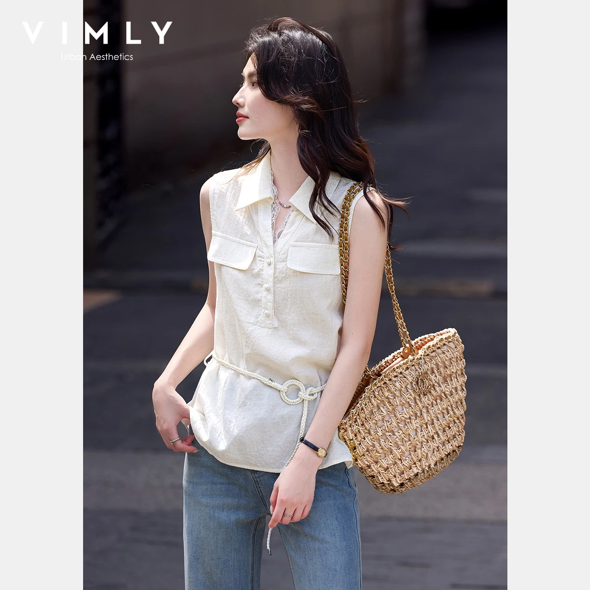 VIMLY Women's Commuter Sleeveless Shirt 2026 Summer New Simple Lapel Solid Lace Splicing Design Top Ladies Clothes 30911
VIMLY Women's Commuter Sleeveless Shirt 2026 Summer New Simple Lapel Solid Lace Splicing Design Top Ladies Clothes 30911