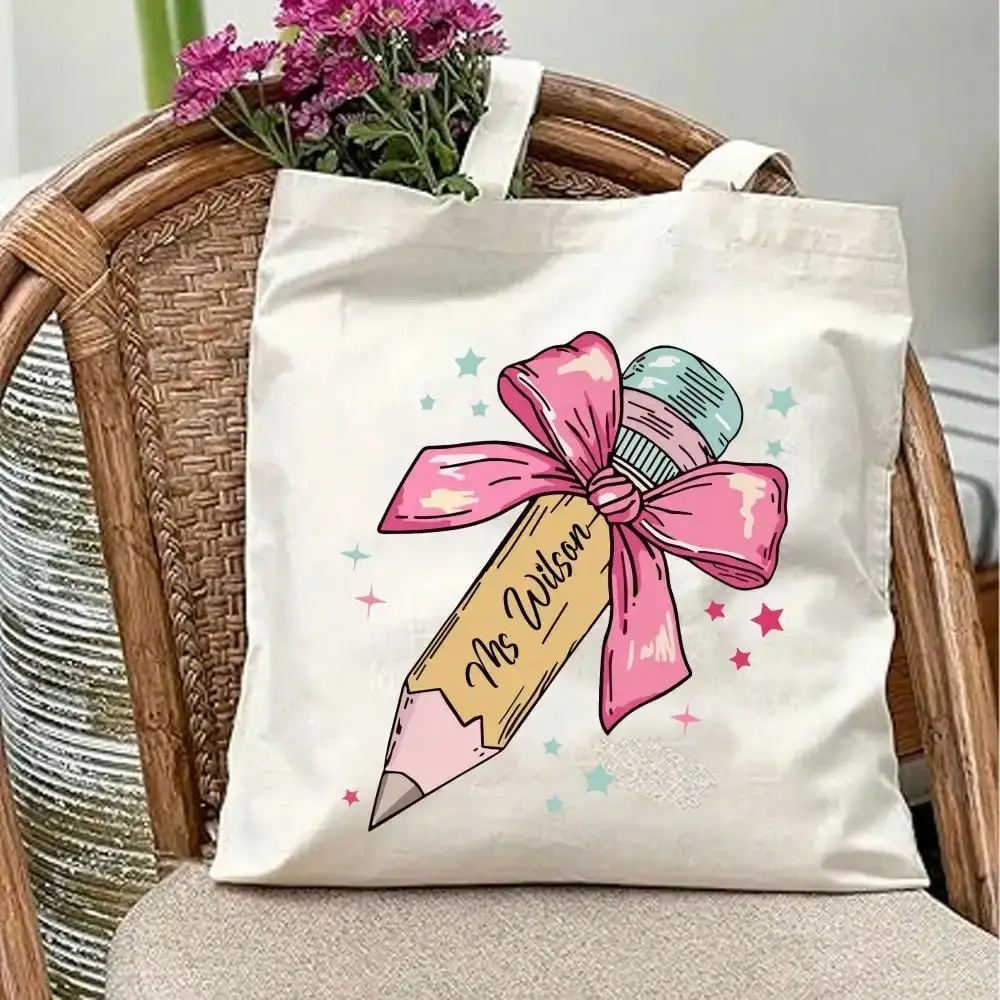 Custom Teacher Name Tote Bag - Custom Teacher Shopping Bag - Back To School Tote Bag - Personalized Bow Penci
Custom Teacher Name Tote Bag - Custom Teacher Shopping Bag - Back To School Tote Bag - Personalized Bow Penci