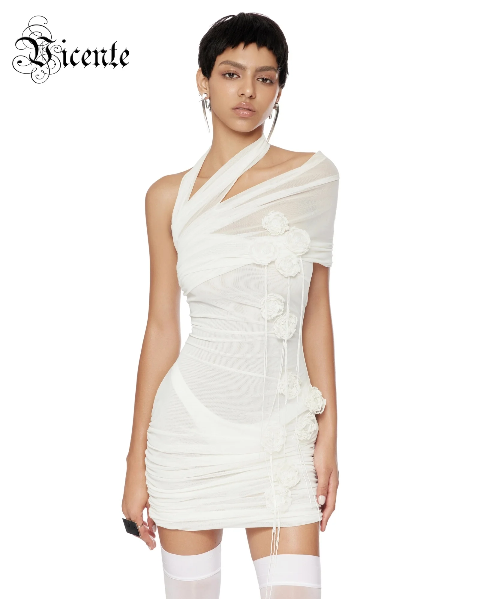 VC Edgy White Halter One-Shoulder Mini Mesh Dress Flower Design for Trend Party Events
VC Edgy White Halter One-Shoulder Mini Mesh Dress Flower Design for Trend Party Events