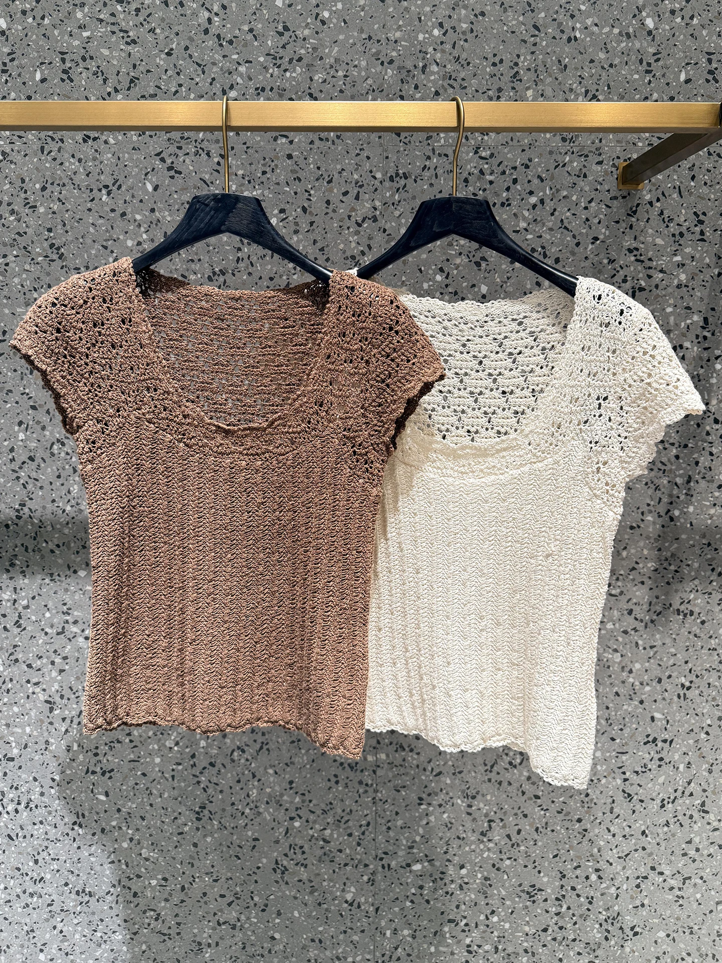 High-End Summer Knitted Hollow out Hook Flower T-Shirt Women's Fashion Commute Style Short Sleeve round Neck Top
High-End Summer Knitted Hollow out Hook Flower T-Shirt Women's Fashion Commute Style Short Sleeve round Neck Top
